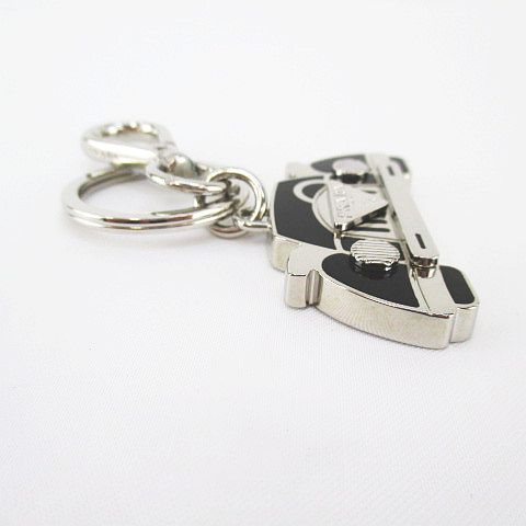 PRADA キーホルダー　キーリング　車 キーホルダー キーリング 車モチーフ 黒 ブラック シルバー