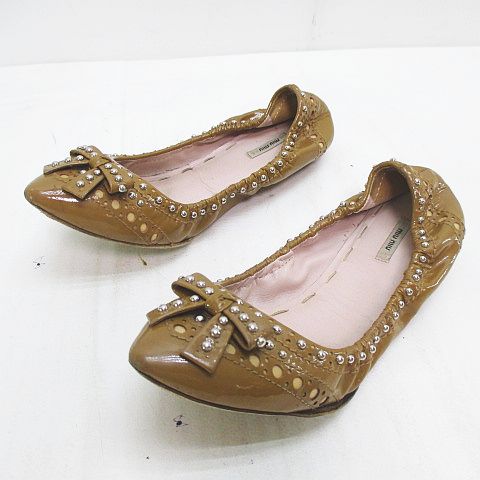 超美品☆MIU MIU☆正規品☆バレエシューズ☆37☆エナメル ミュウミュウ miumiu バレエシューズ スタッズ リボン 37