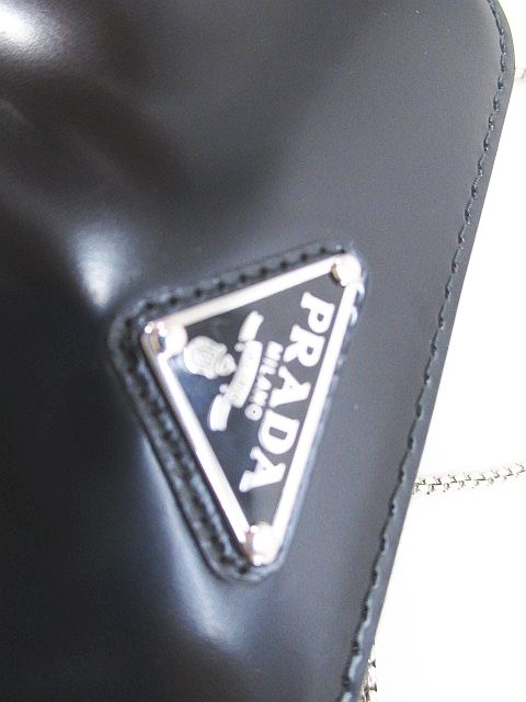 プラダ PRADA ブラッシュシュド レザーミニポーチ ポシェット