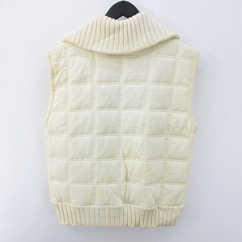CHANEL♪カシミアベスト　cocoマークたくさん　01サイズ42 CHANEL♪カシミアベスト cocoマークたくさん 01サイズ42 トップス