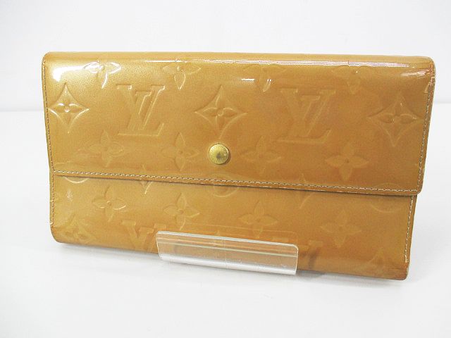 ルイヴィトン LOUIS VUITTON ヴェルニ ポルトトレゾール 