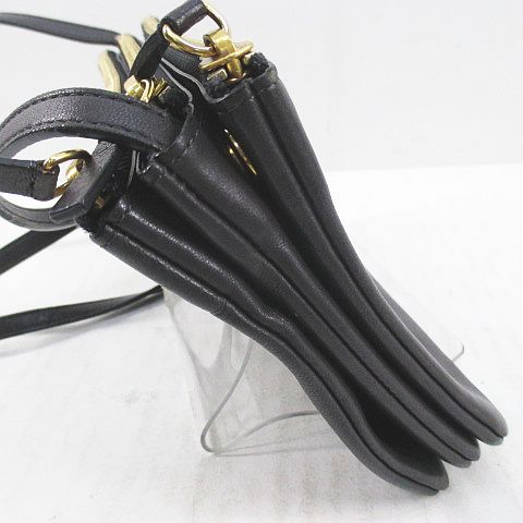 美品✨セリーヌ トリオ ラージ ショルダーバッグ レザー 現行ロゴ グレー 楽天市場】セリーヌ トリオ（素材（生地・毛糸）本革）（バッグ