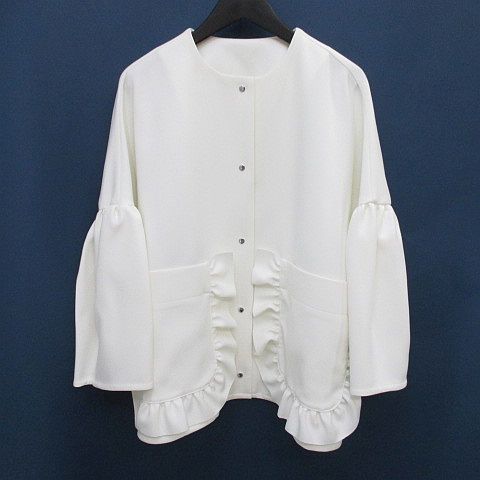 未使用品 ヨリ yori YR2225 ノーカラージャケット 薄手 フレアスリーブ 