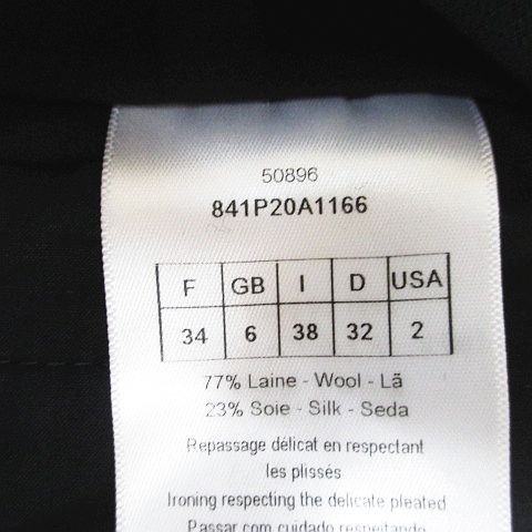 81765821_1