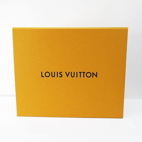 【新品 未使用】Louis Vuitton ルイヴィトン トランプ 黄色 希少 新品 未使用】Louis Vuitton ルイヴィトン トランプ 黄色 希少 LOUIS
