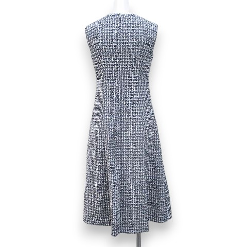 ♥専用@【34】ANAI ノースリーブ 膝丈 ワンピース アナイ 未使用品 アナイ ANAYI ノースリーブ 膝丈ワンピース 34 青系 ブルー