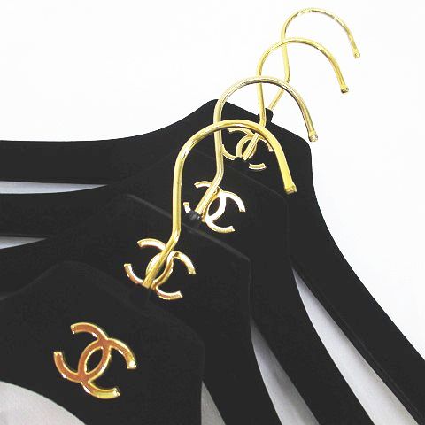 CHANEL ベロアハンガー4本セット