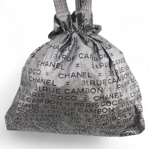 CHANEL アンリミテッド 巾着 トートバッグ シルバー 【公式通販】