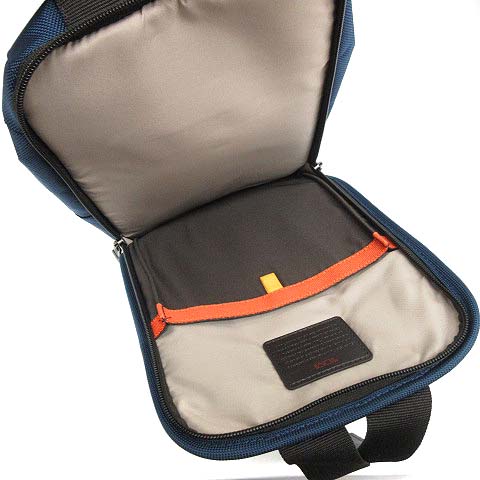 トゥミ TUMI ボディバッグ スリング morado sling pack 紺 ネイビー 黒 
