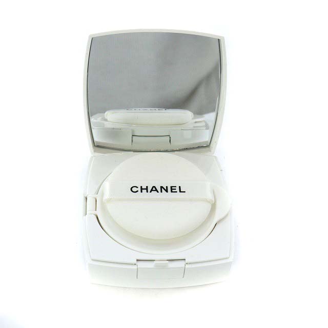 未使用品　シャネル:ル ブラン クッション ファンデーション No30 ベージュ:N°30 SPF30/PA+++ シャネル ル ブラン クッションをレビュー！クチコミ・評判をもとに