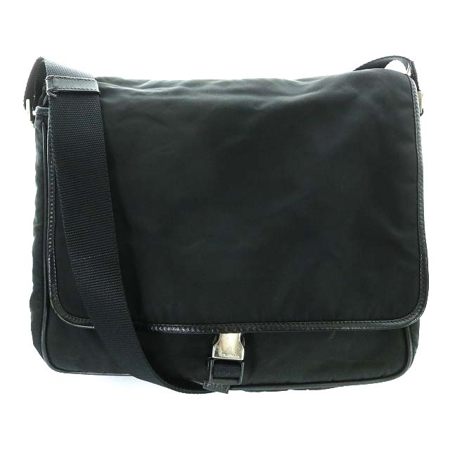 PRADA ブラック フラップショルダーバッグ