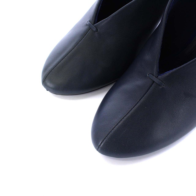 セリーヌ CELINE フィービー期 Vカット パンプス ピンヒール 