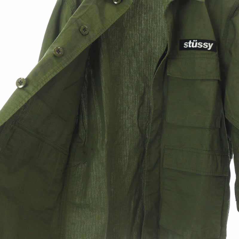 極美品 STUSSY × FPAR ミリタリーコート カーキ 刺繍シャネルロゴ 極美品 STUSSY × FPAR ミリタリーコート カーキ 刺繍シャネル