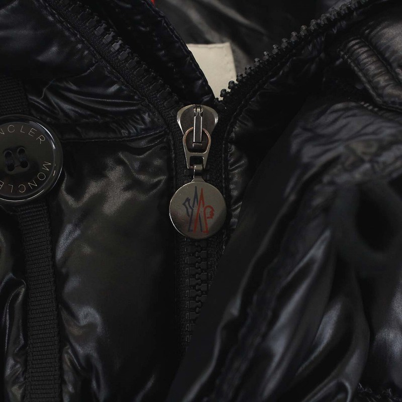モンクレール MONCLER VEYLE GIUBBOTTO ダウンジャケット アウター 