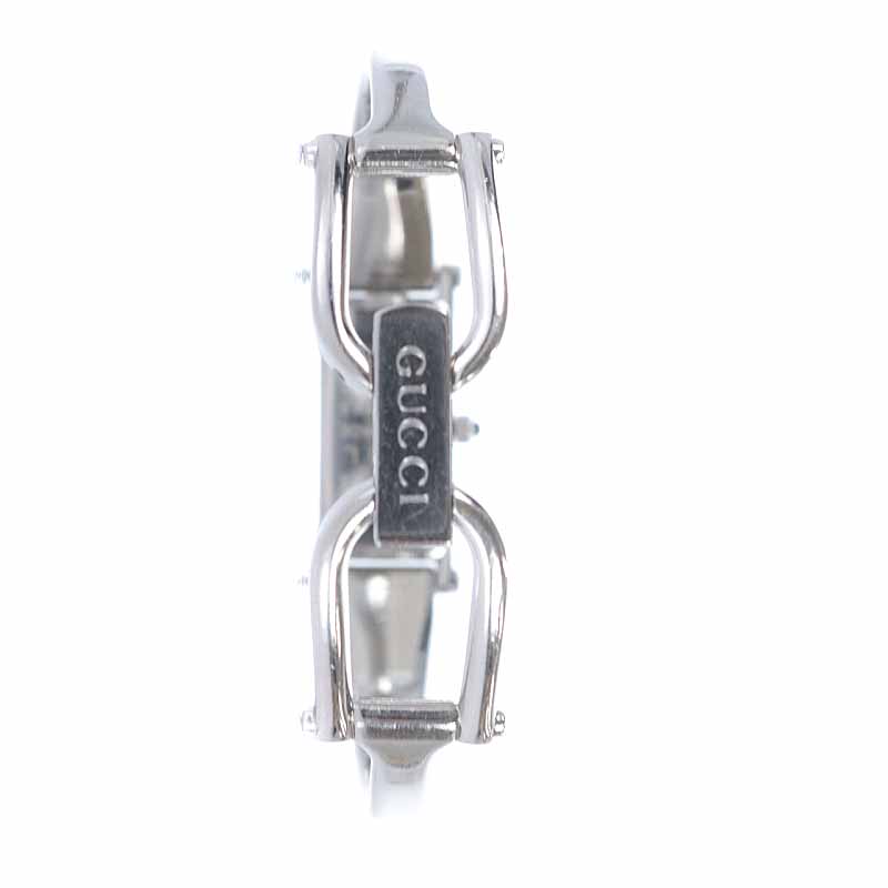 グッチ GUCCI 腕時計 バングルウォッチ クォーツ ロゴ シルバー色