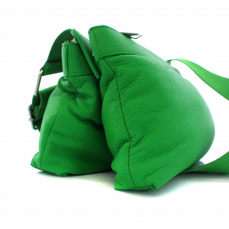 ボッテガヴェネタ BOTTEGA VENETA CLASSIC PILLOW クラシックピロー  