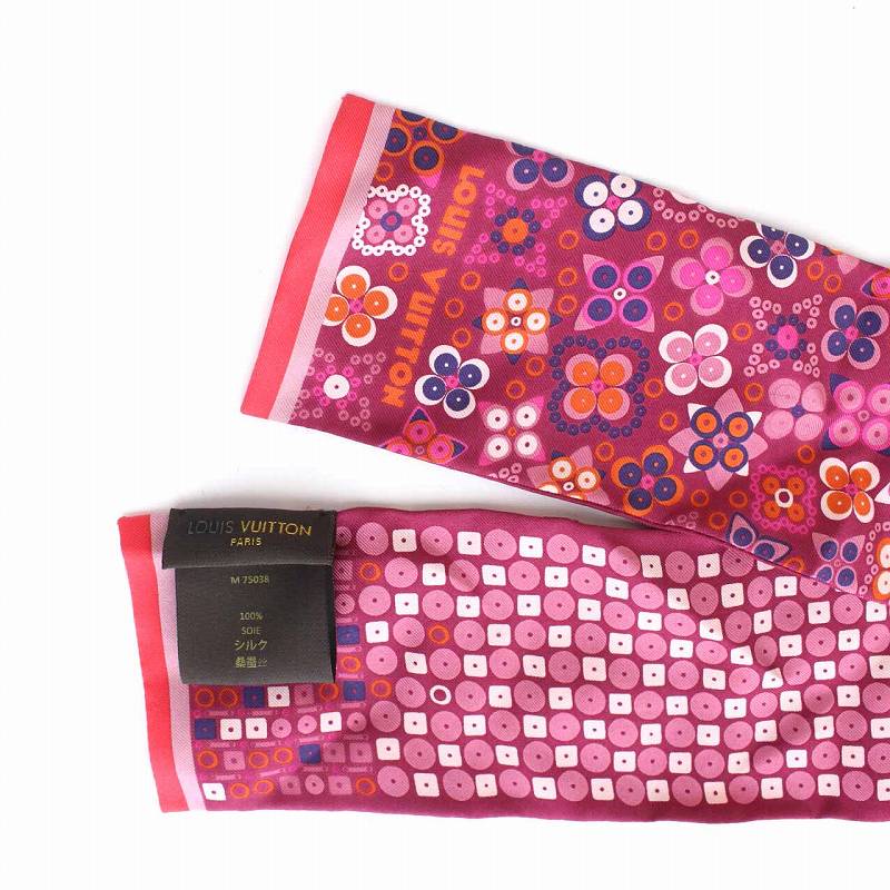 Louis Vuitton 花柄　シルク100% スカーフ　65x65 ルイヴィトン LOUIS VUITTON スカーフ バンドー 花柄 総柄