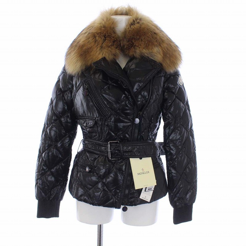 【いわち】MONCLER ブラック ダウンジャケット ファー付き ブラック Laichefurショートダウンジャケット : ショートダウン