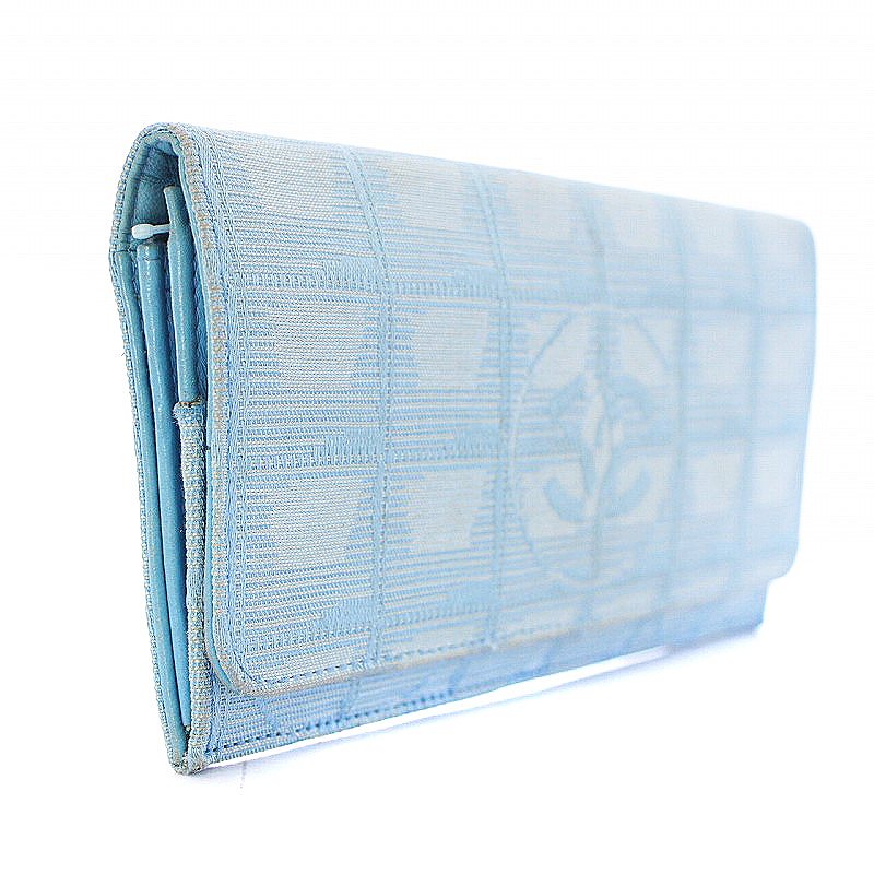 CHANEL ニュートラベルライン　二つ折り財布　ブルー シャネル CHANEL 長財布 小銭入れ ニュートラベルライン 二つ折り