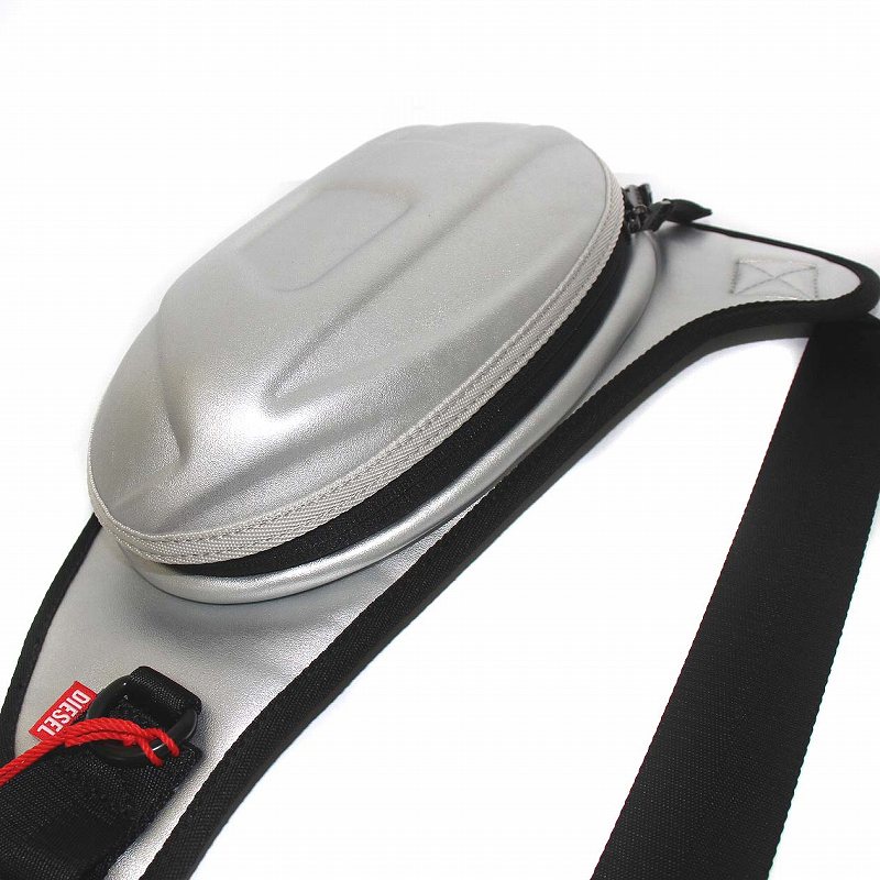 未使用品 ディーゼル DIESEL CROSS BODY ボディバッグ ショルダー 