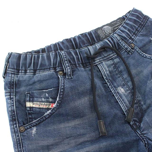 ディーゼル　DIESEL KROOSHORT-NE ブルー ショートパンツ DIESEL ディーゼル D Krooshort NE Denim Shorts ストレッチ