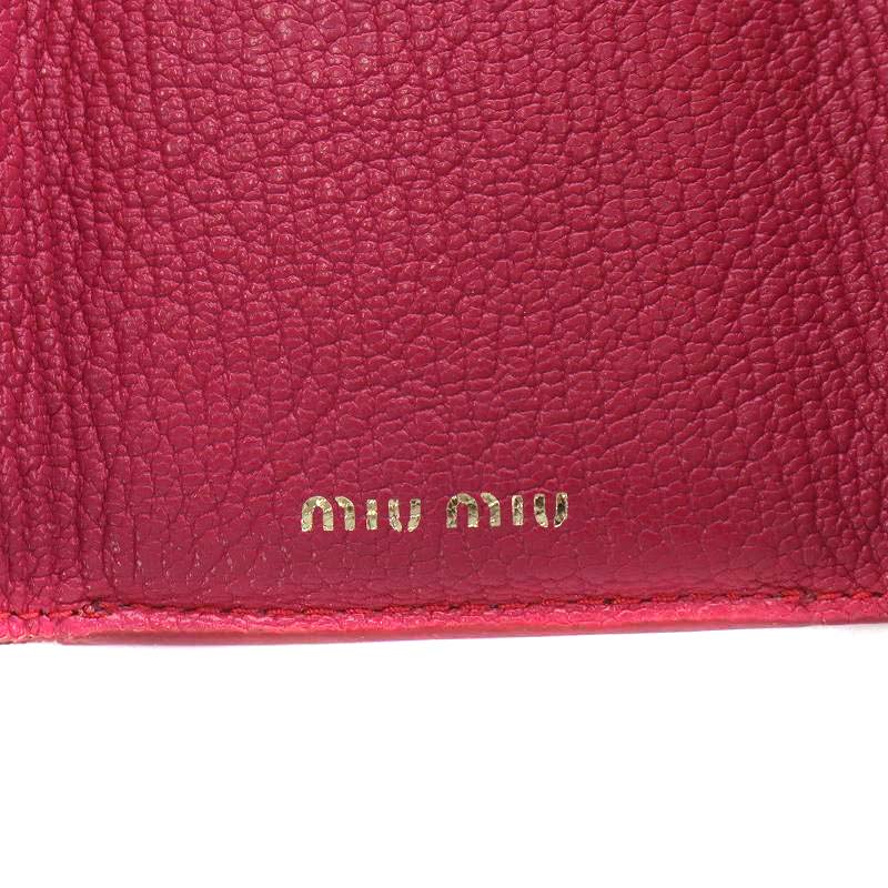 【美品】miu miu 三つ折り財布　マドラスラブ miu miu ミュウミュウ マドラスラブ 三つ折財布 ブラック レッド