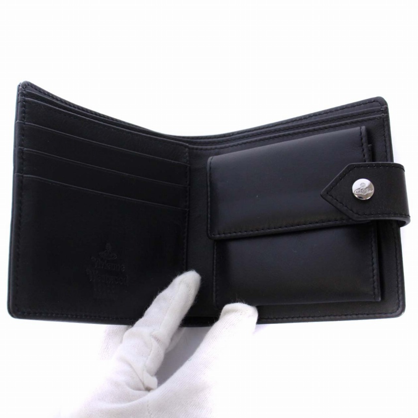 新品 未使用 Vivienne Westwood 折財布 黒 型押し エナメル 在庫ラスト】ヴィヴィアンウエストウッド折り財布 型押し
