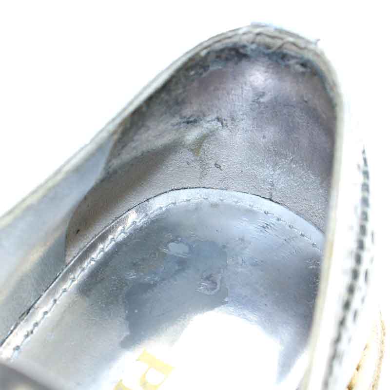 プラダ PRADA スニーカー シューズ ウイングチップ メダリオン