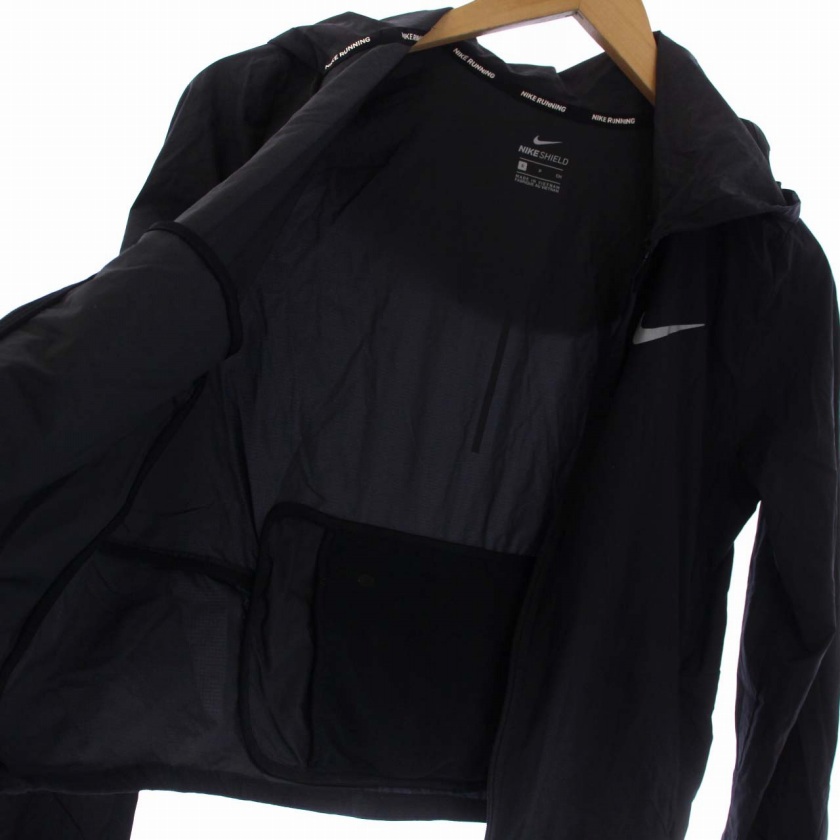 ナイキ NIKE シールド　ナイロンジャケット　ランニングジャケット NIKE ナイキ ナイロンジャケット ランニングジャケット ウィンド