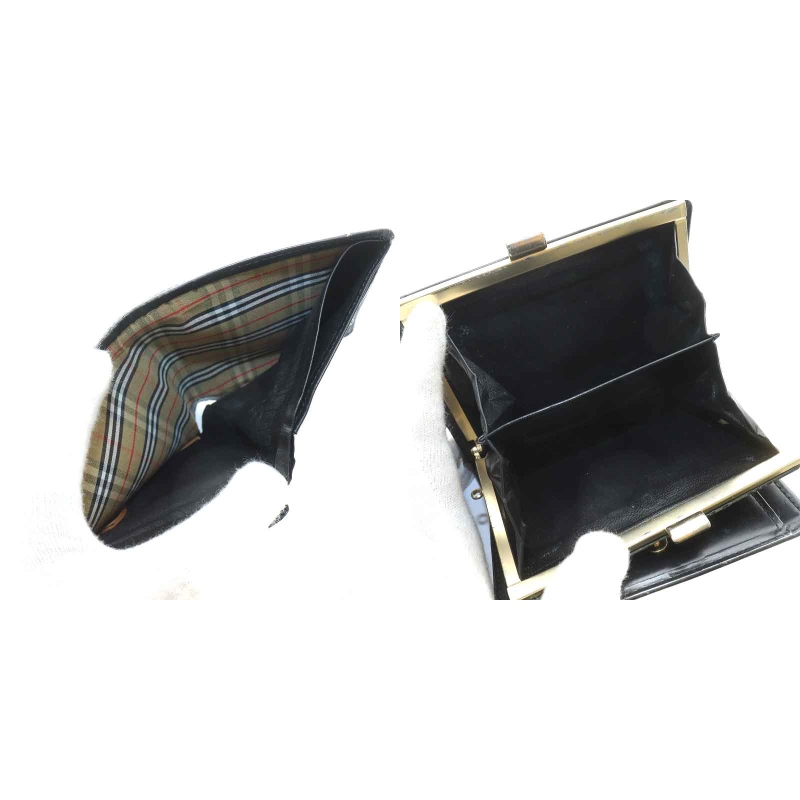 【新品同様】BURBERRY バーバリー　がま口　二つ折り　財布　ブラック　黒 BURBERRY バーバリー がま口 二つ折り財布 レザー ウォレット ブラック