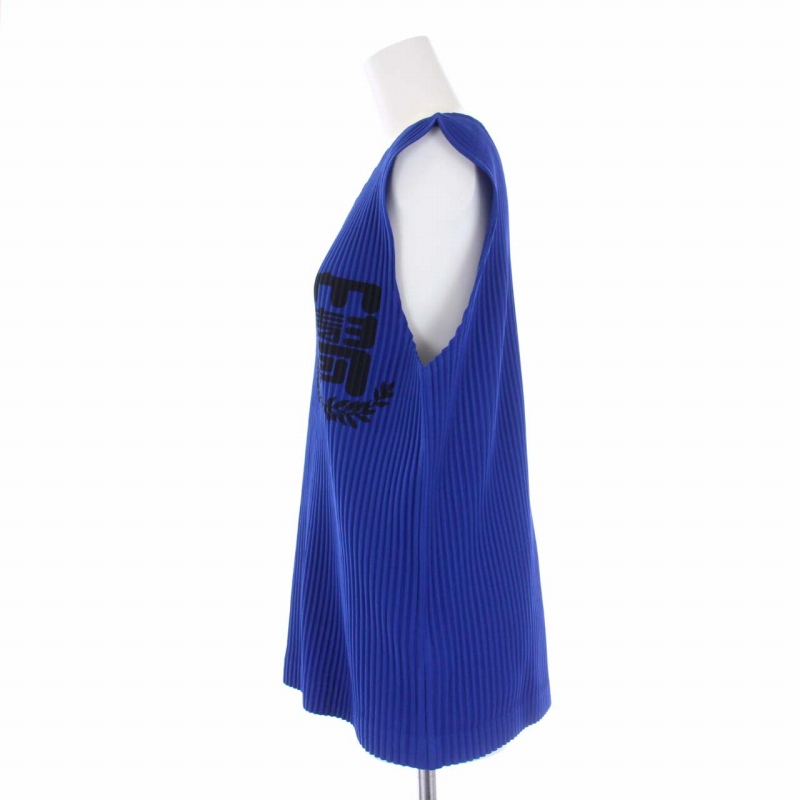 イッセイミヤケ ISSEY MIYAKE プリーツ ノースリーブカットソー V 