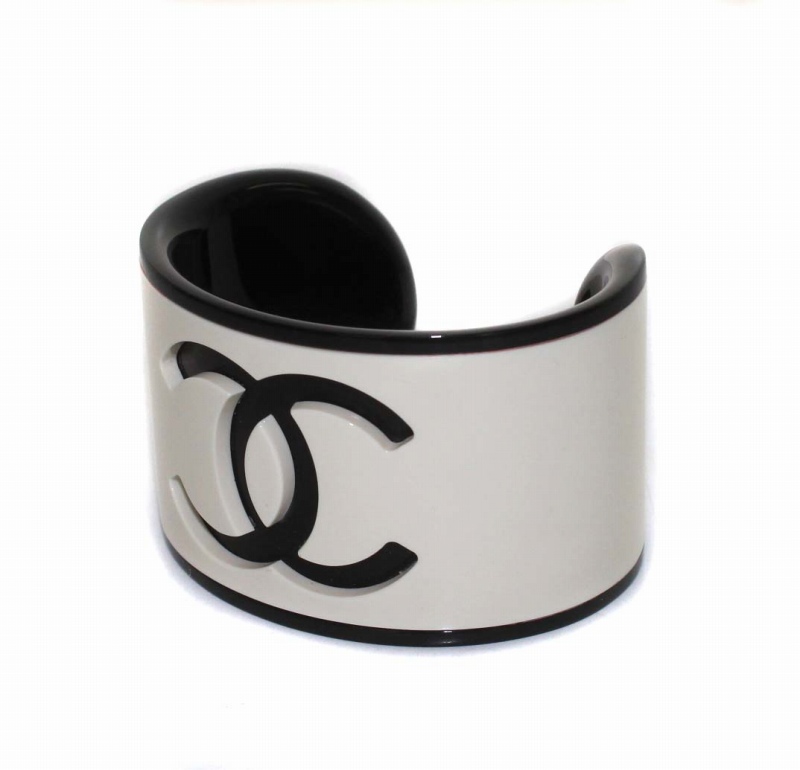 シャネル CHANEL 23AW B23C ココマーク バングル ブレスレット 黒 白 