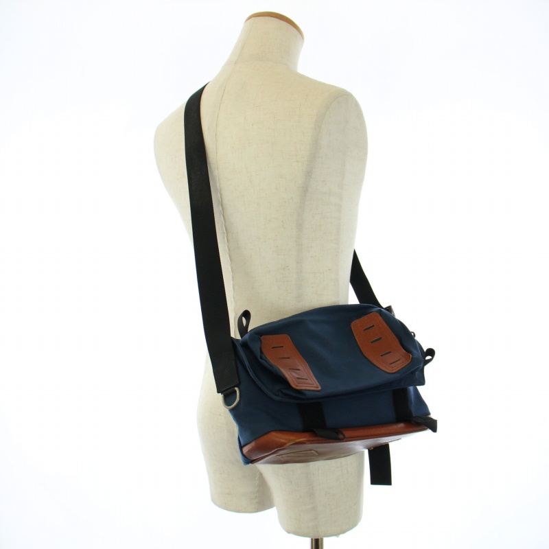 ポーター WILDERNESS CYCLEメッセンジャーバッグXL美品 WILDERNESS CYCLE(ウィルダネスサイクル) MESSENGER BAG(L) | 吉田