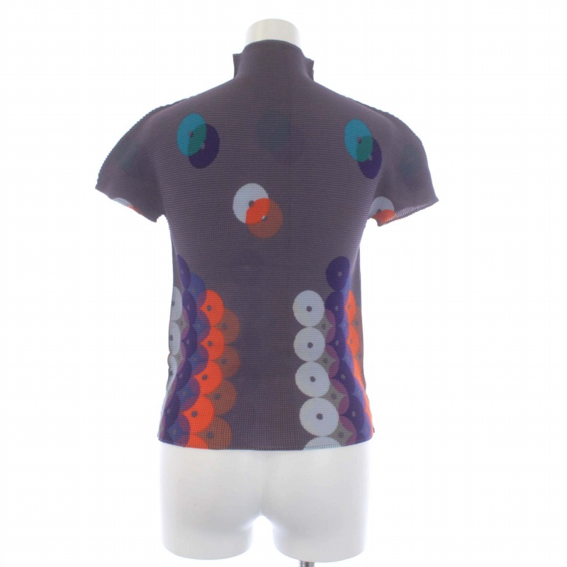 me ISSEY MIYAKE ボックスプリーツ カットソー 半袖 me ISSEY MIYAKE ボックスプリーツ カットソー 半袖