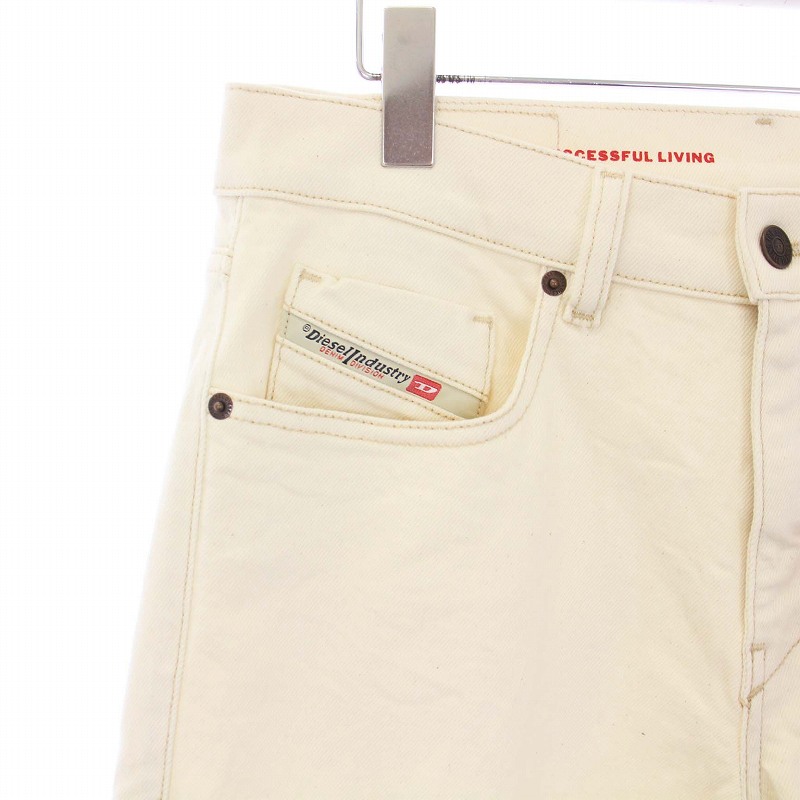 未使用品 ディーゼル DIESEL タグ付き 2019 D-STRUKT Slim Fit デニム 