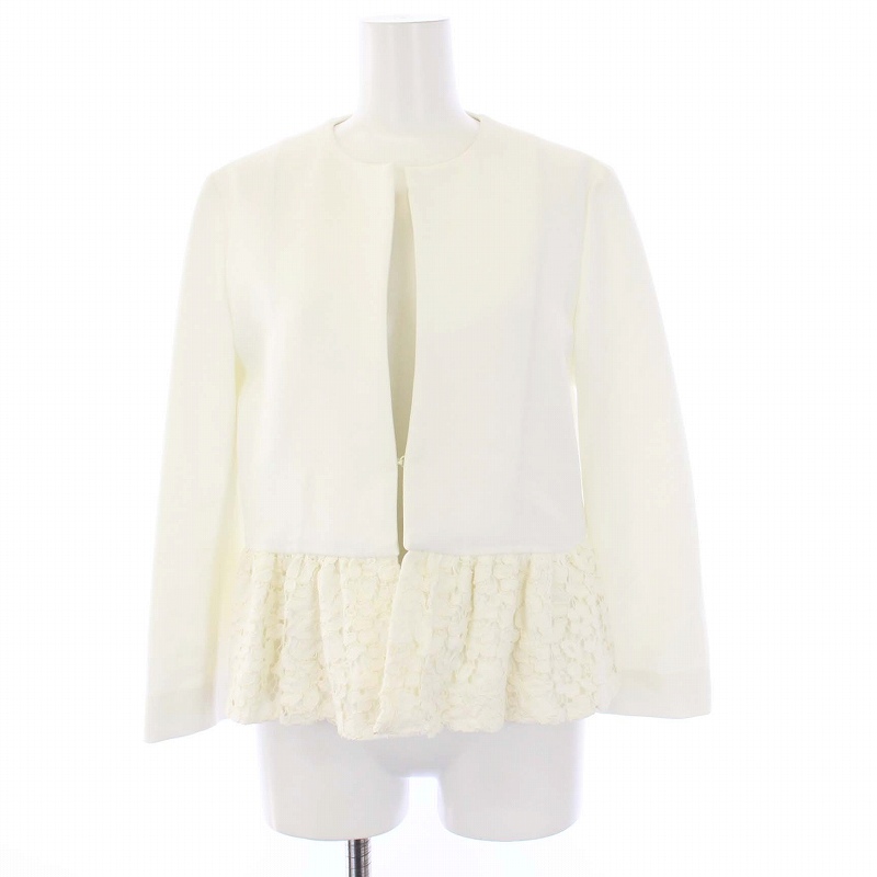 【極美品】ヨーコチャン 裾フリル 夏素材 ノーカラージャケット 白 美シルエット 極美品】ヨーコチャン 裾フリル 夏素材 ノーカラージャケット 白 美