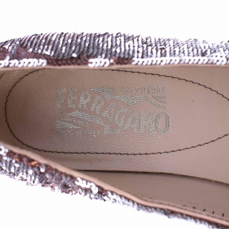 Ferragamo スパンコール パンプス シルバー Ferragamo スパンコール パンプス シルバー FERRAGAMO