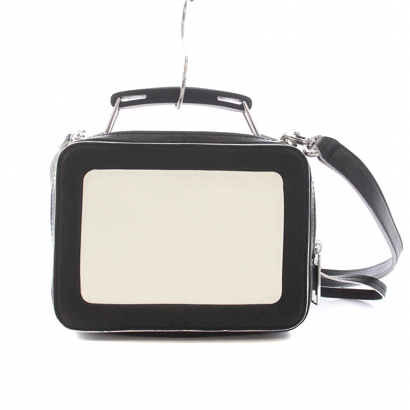 MARC JACOBS ショルダーバッグ 黒と白 レザー マーク ジェイコブスの  