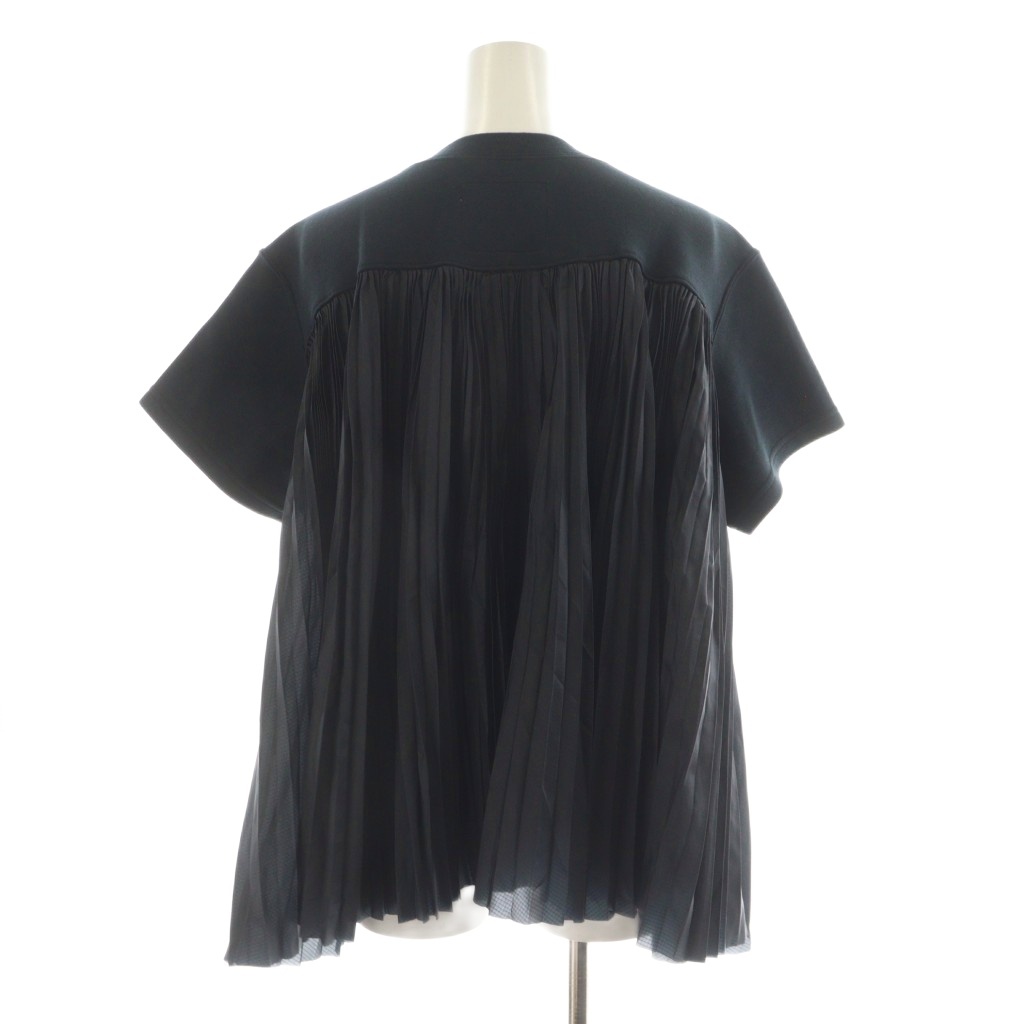 sacai x Nike Tシャツ プリーツバック　BLACK sacai x Nike Tシャツ プリーツバック BLACK - メルカリ