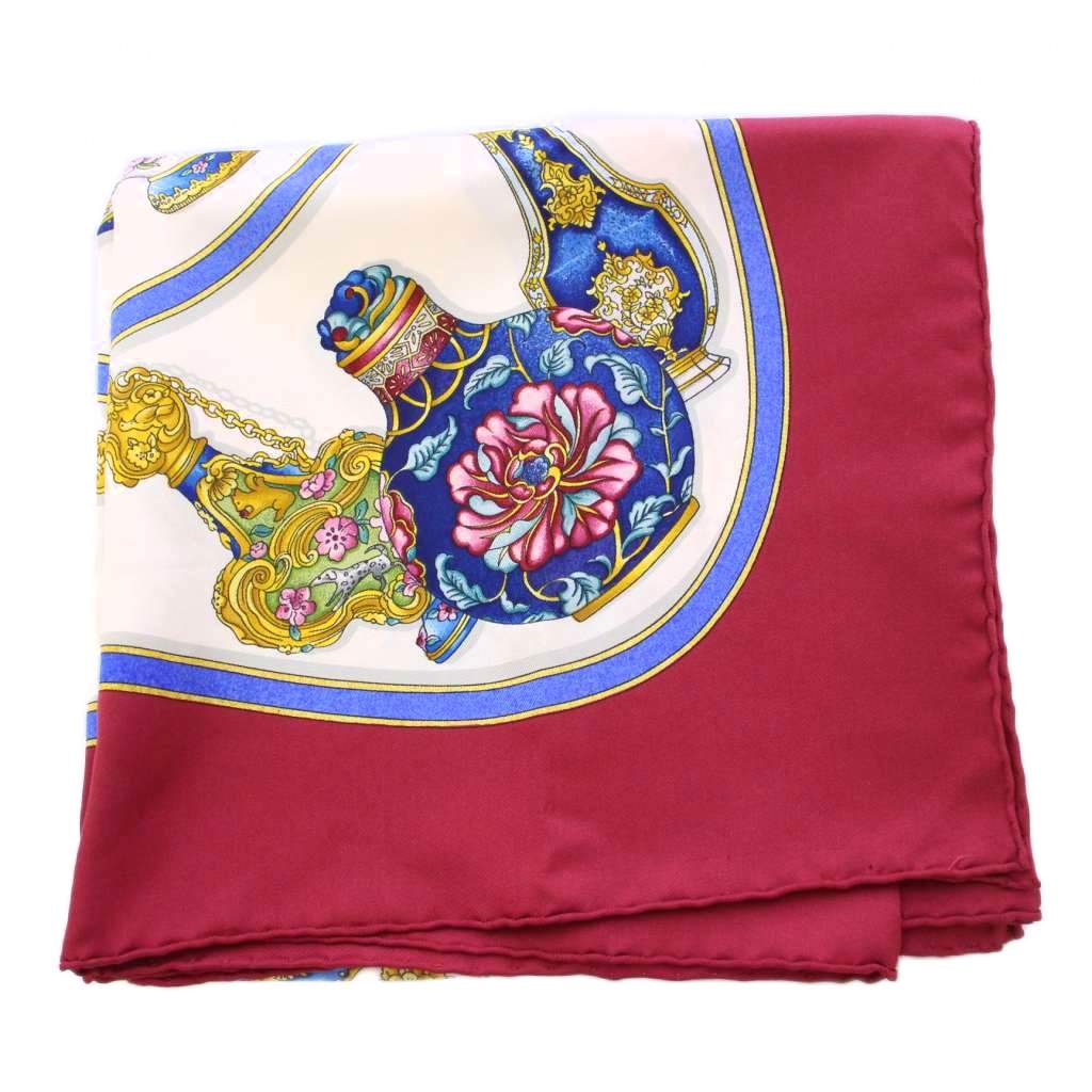 エルメス HERMES カレ90 Qu'importe le flacon スカーフ 総柄 シルク