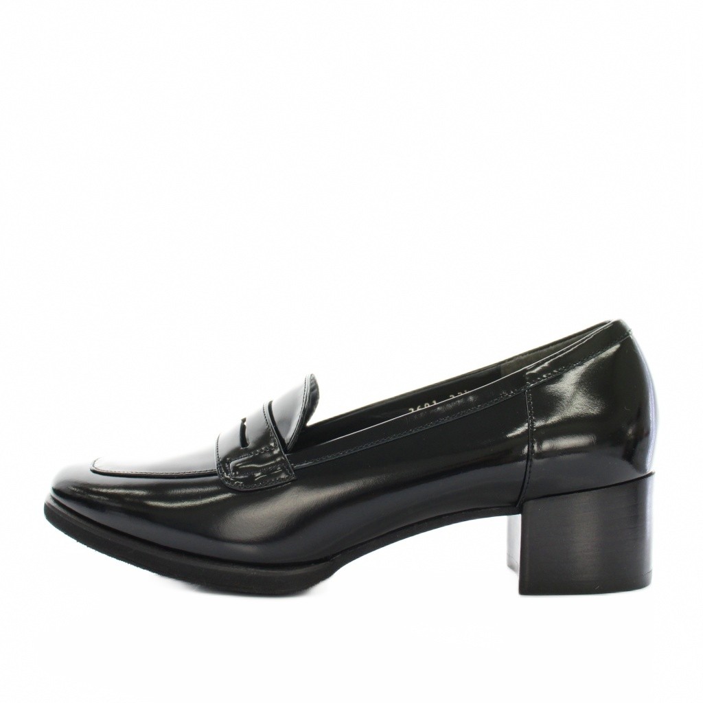 マーガレットハウエル エナメルシューズ ブラック 黒 23.5