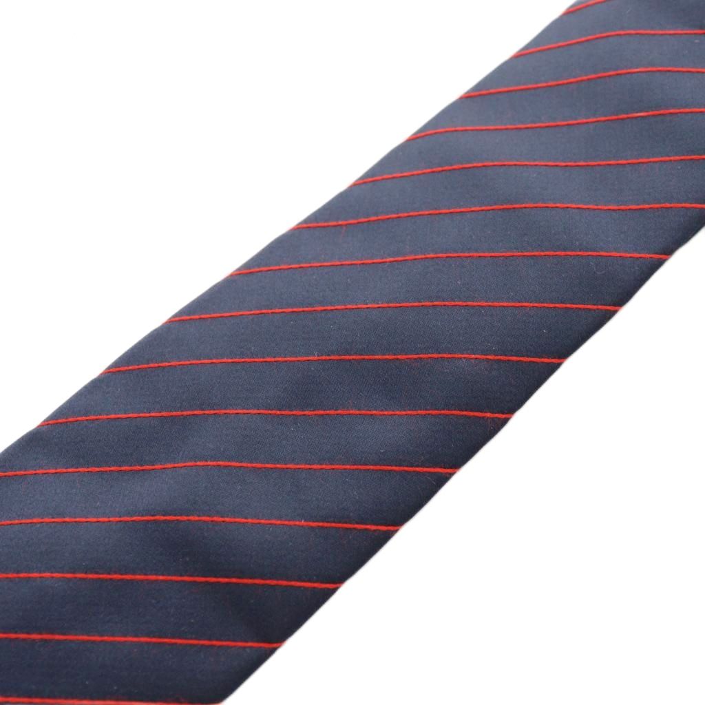 美品 GUCCI グッチ シルク 100％ レッド 赤 ペールブルー ストライプ 美品 GUCCI グッチ シルク 100％ レッド 赤 ペールブルー ストライプ