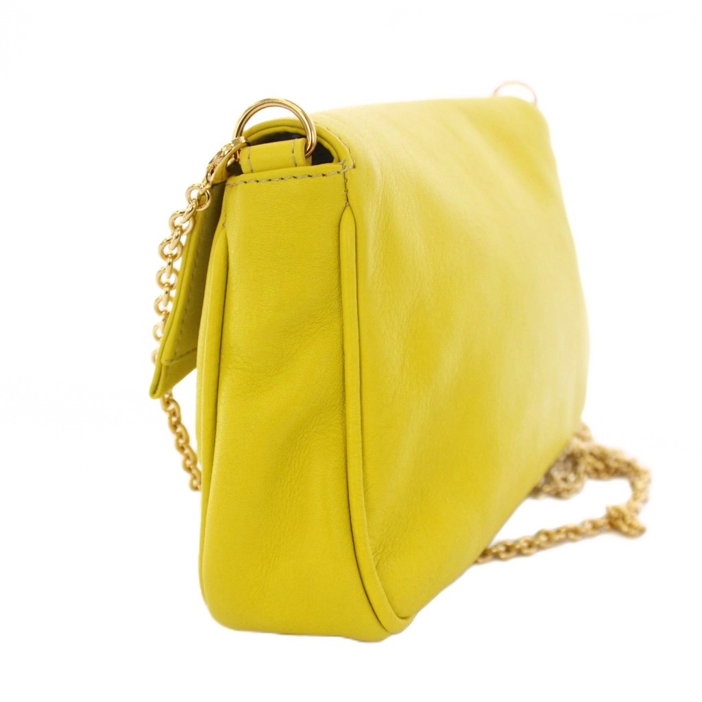 Fendi フェンディ バックパック ショルダーバッグ イエローレザー 楽天市場】FENDI フェンディ 7VA520 ロゴ カバン BOX型 横長 2020AW