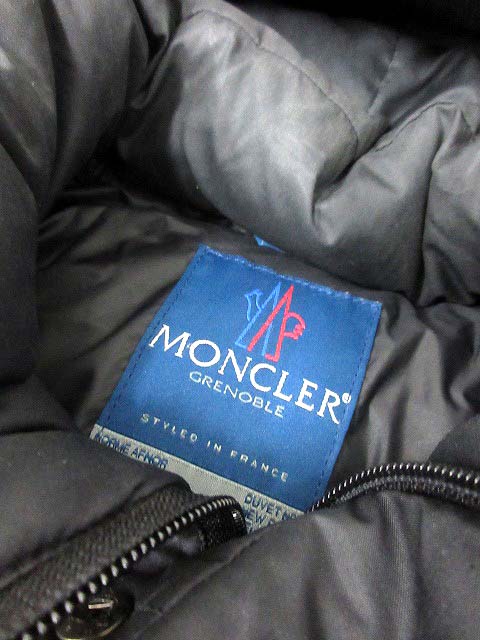 モンクレール MONCLER GRENOBLE ダウンジャケット 青タグ 黒 0 /TU 