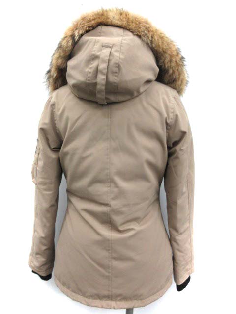 カナダグース CANADA GOOSE ダウンジャケット MONTEBELLO PARKA