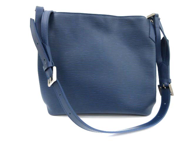 ルイヴィトン LOUIS VUITTON ショルダーバッグ エピ マンダラMM 
