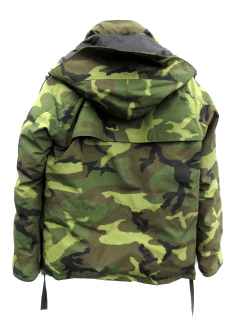 カナダグース CANADA GOOSE ダウンジャケット カムループス KAMLOOPS  