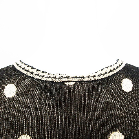 CHANEL - シャネル 02P ブラック P19106V01078 カメリア ノースリーブ セーター ニット ベスト 38 シャネル CHANEL 02P ニット セーター ノースリーブ Vネック