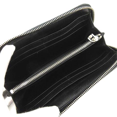 プラダ PRADA 長財布 ラウンドファスナー エナメル スタッズ 黒