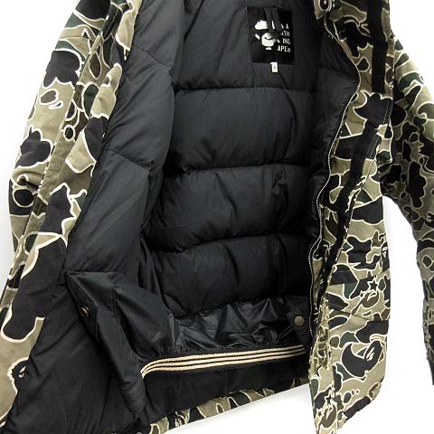 アベイシングエイプ A BATHING APE ダウンジャケット サルカモ 迷彩柄 